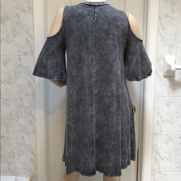 CHARCOAL GREY MINERAL WASHED COLD SHOULDER DRESS - Picture 6 of 7